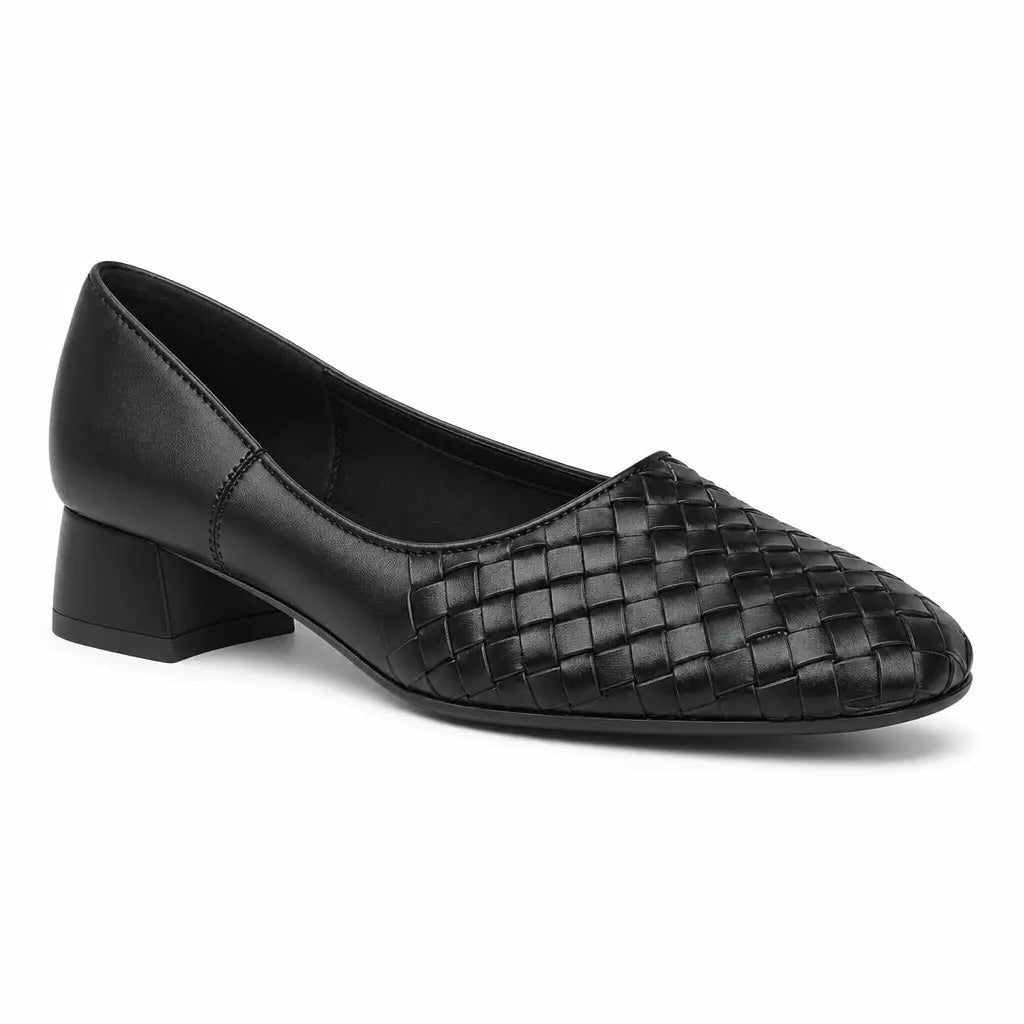 Marcelle | Women's Wide-Toe Leather Flats
