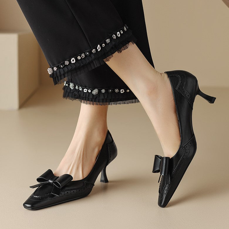 Célora Leather Ribbon Pumps