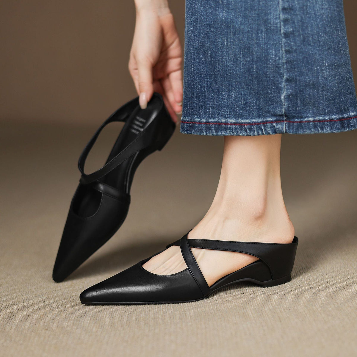 Eryne Leather Mules