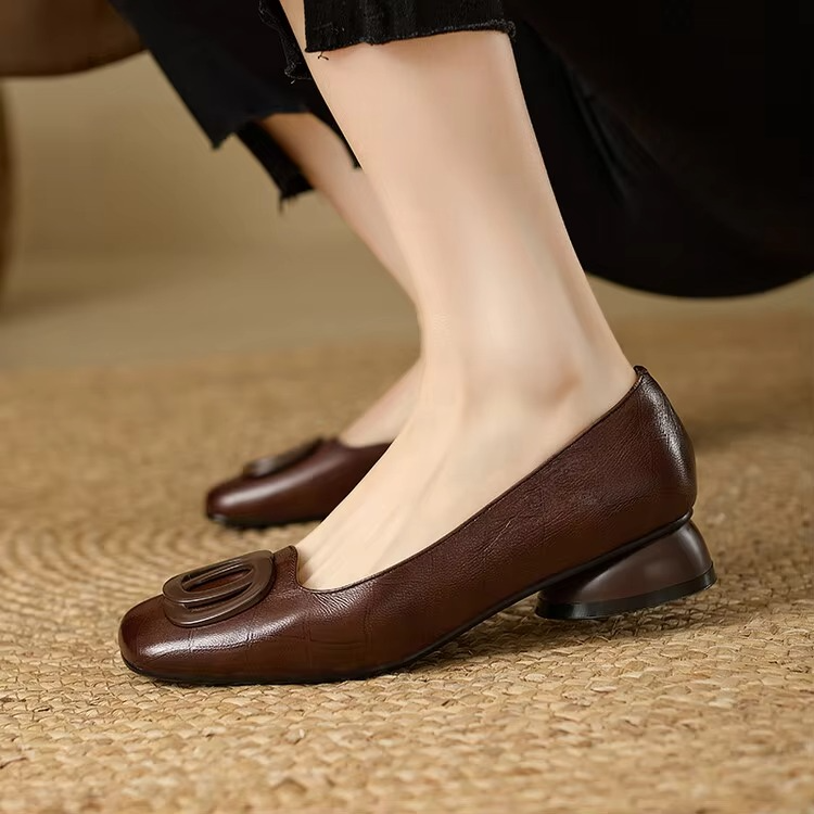 Ivy Womens Leather Flats