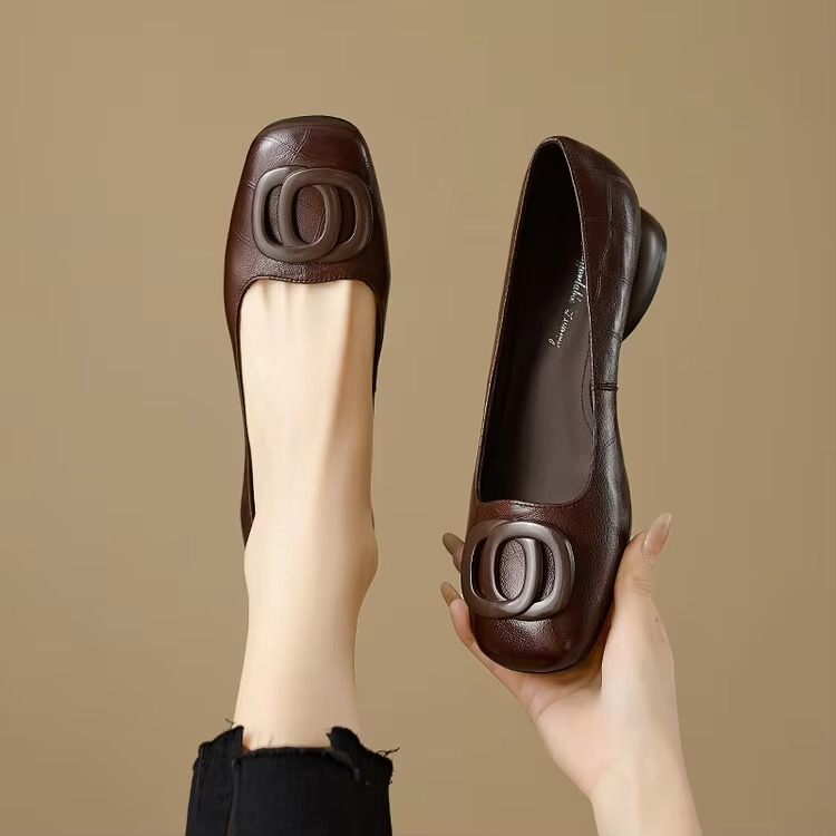Ivy Womens Leather Flats