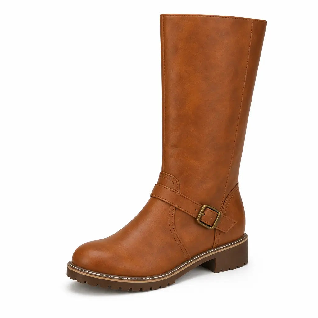 Hayley in Brown