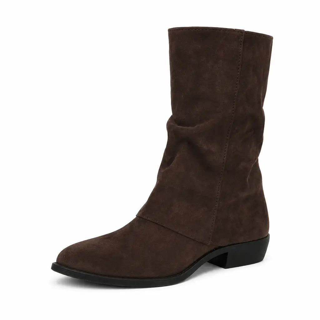 Nell in Brown